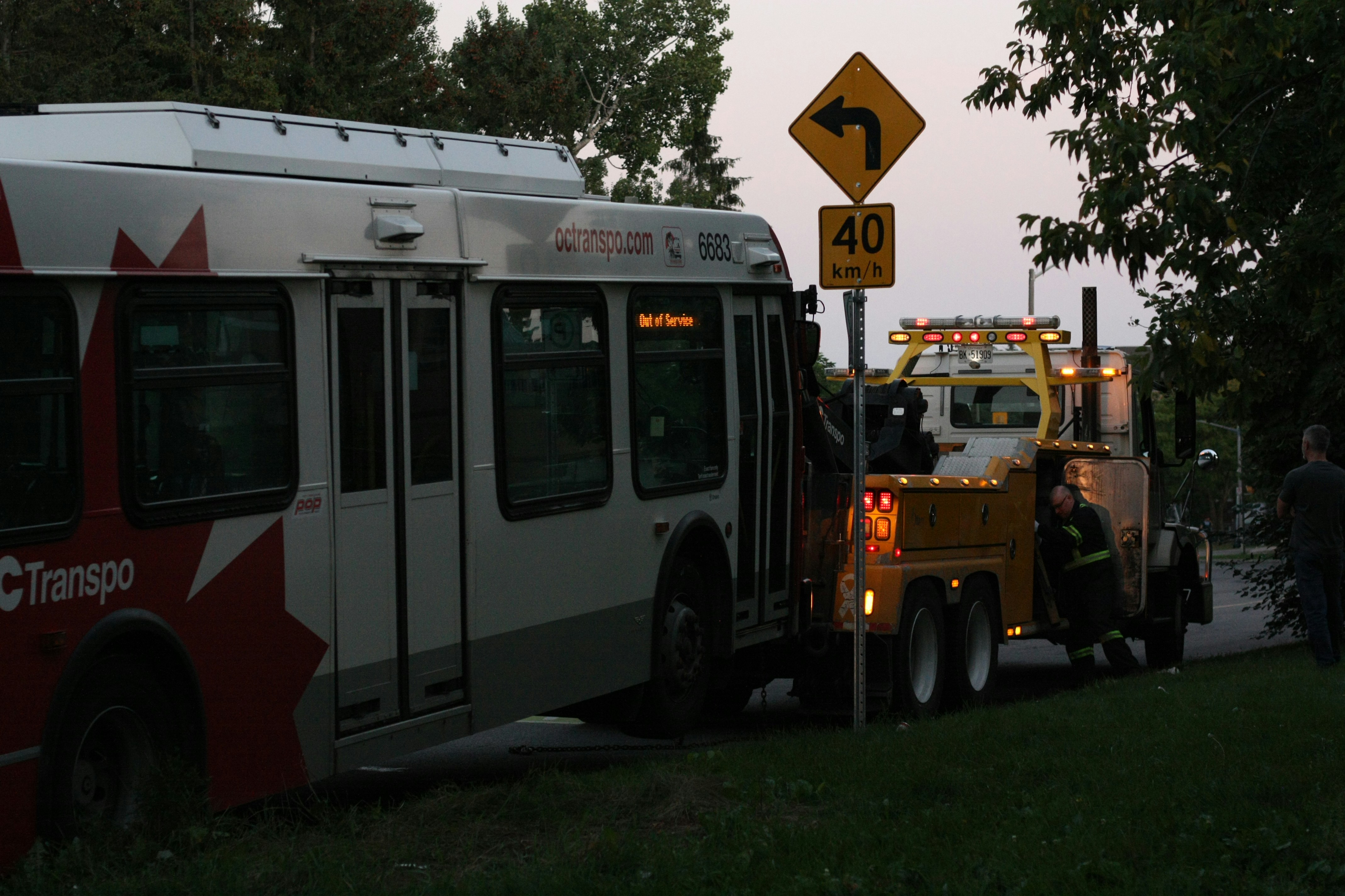 Heavy Duty Towing Service